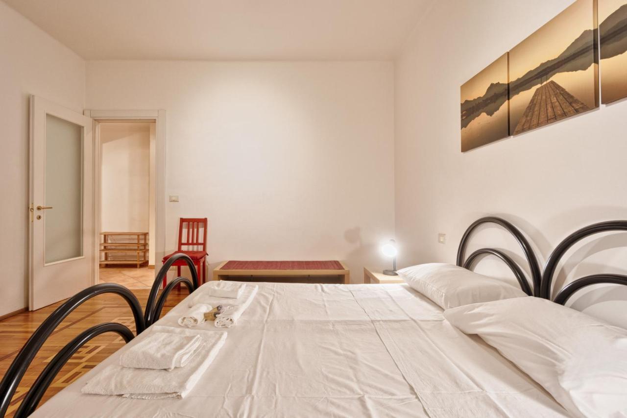 Piazza Statuto Elegant Apartment Торино Екстериор снимка