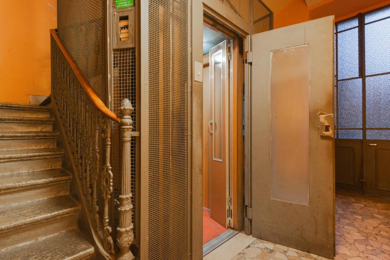 Piazza Statuto Elegant Apartment Торино Екстериор снимка